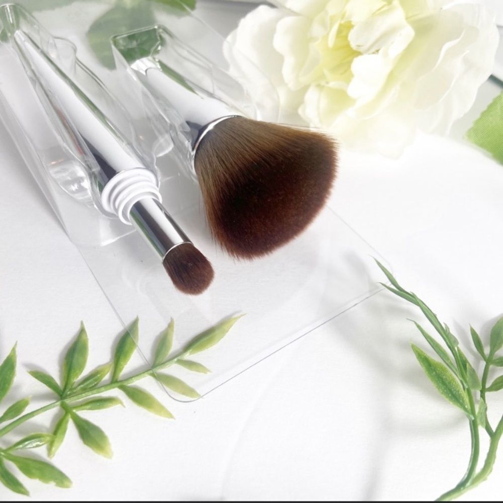 Nylon Multifunction Cosmetic Hair Brush - Picture 5 of 9